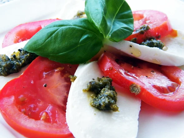 3 Caprese variaties 5 caprese-salade1