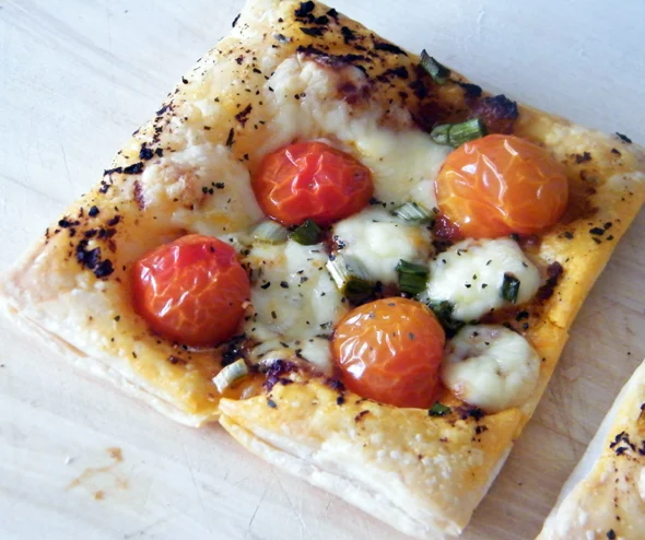 mini-pizzaatje mini-pizzaatje