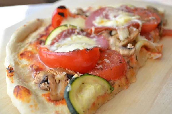 Pizza met gegrilde groenten 14 pizza-met-gegrildegroenten