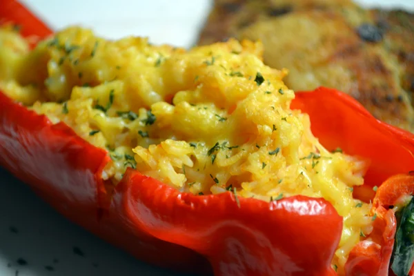 Gevulde puntpaprika's 15 gevuldepuntpaprika4