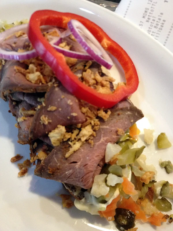 Foodie in Zweeds Lapland 1 broodje rosbief
