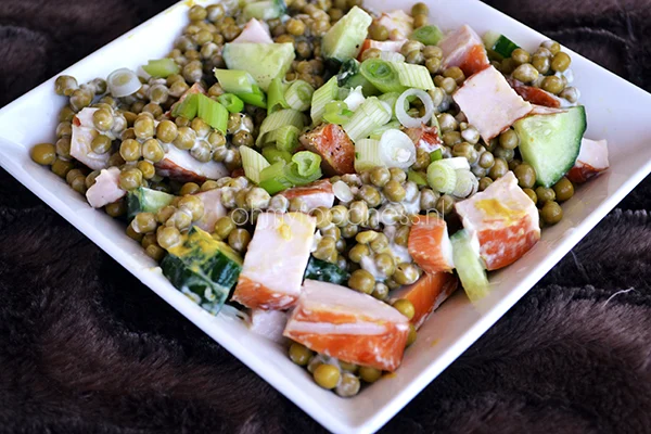 Doperwtensalade met gerookte kip 3 doperwtensalade