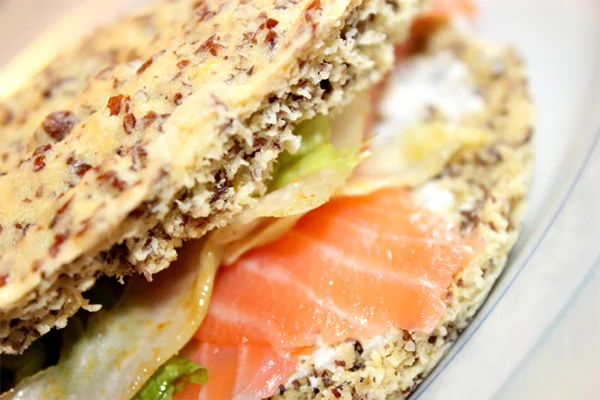 Low carb brood van Roxanne 2 low carb brood