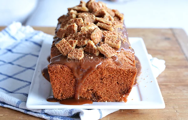 Stroopwafelcake met karamelsaus 3 stroopwafelcake