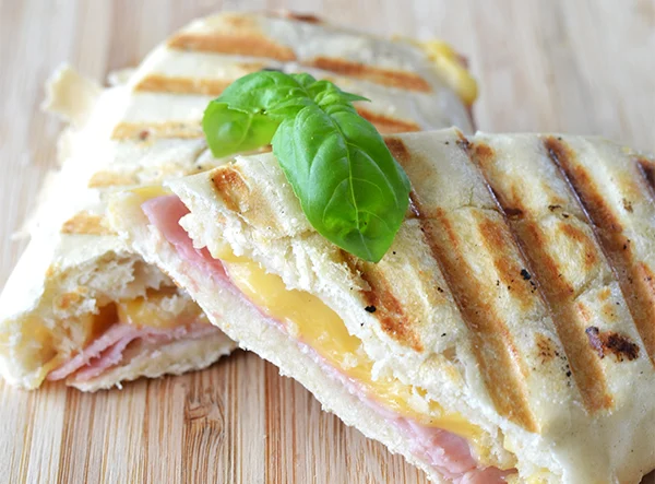 OMF’s Studentenkeuken: Panini Hawaii 15 Panini hawaii