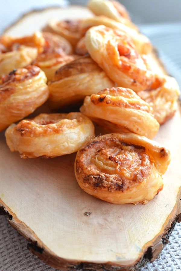 Salami pizzabites 1 Salami Pizzabites