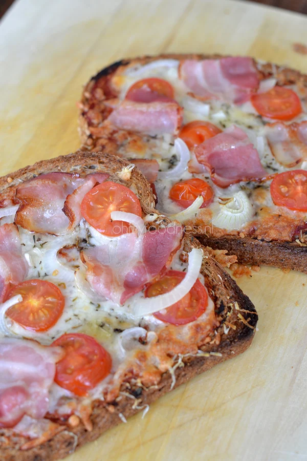 OMF's Studentenkeuken: Pizza op een boterham 1 Pizza op een boterham