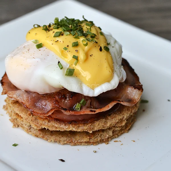 Fastfood Friday: Eggs Benedict 1 eggs benedict
