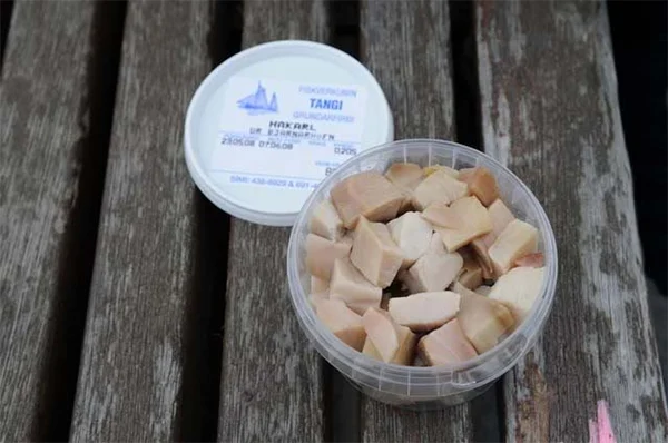 Travel Tuesday: De meest bizarre delicatessen 3 hakarl