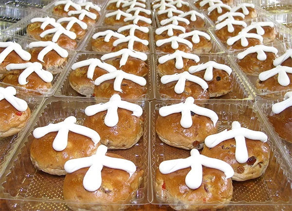 Wereldwijde eettradities tijdens Pasen 4 hot cross buns