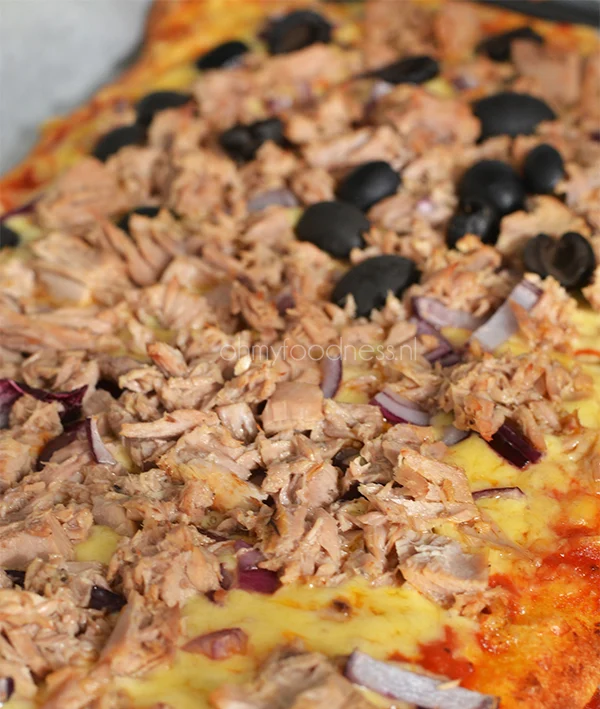 Fastfood Friday: Tonijnpizza 1 Tonijnpizza