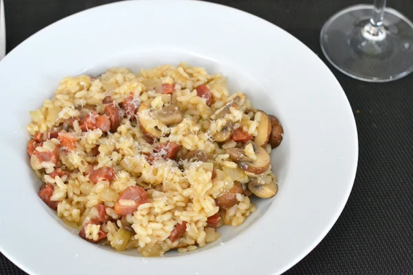 Risotto met pittige worst