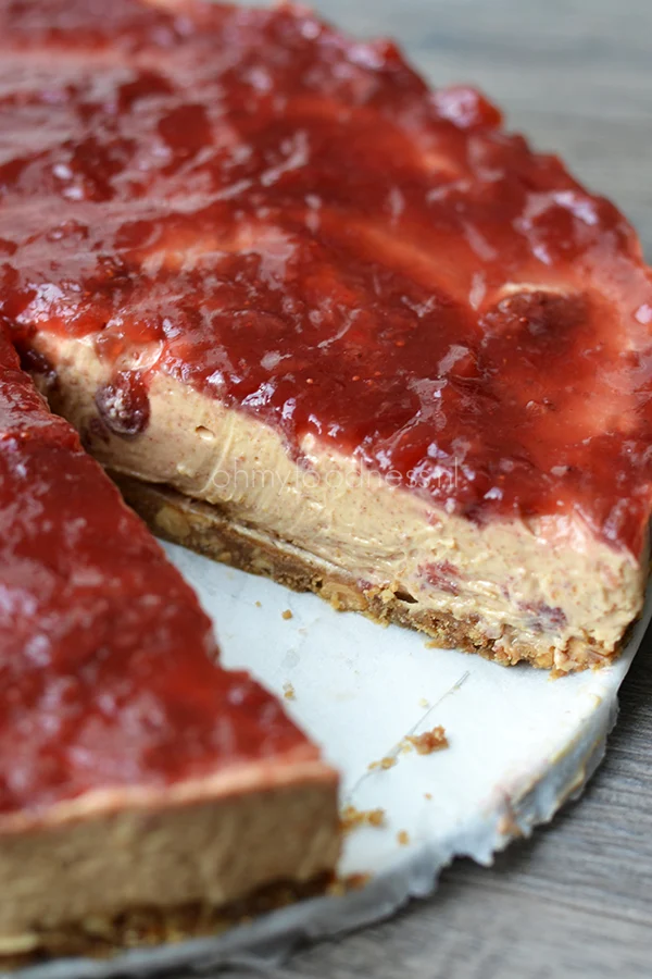 Video: Peanut butter and Jelly cheesecake 1 Peanut butter and Jelly cheesecake