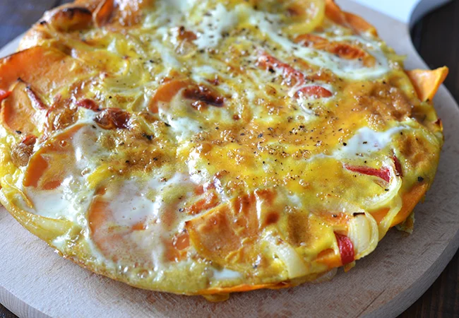 Zoete aardappelfrittata met geroosterde paprika 31 Zoete aardappelfrittata met geroosterde paprika