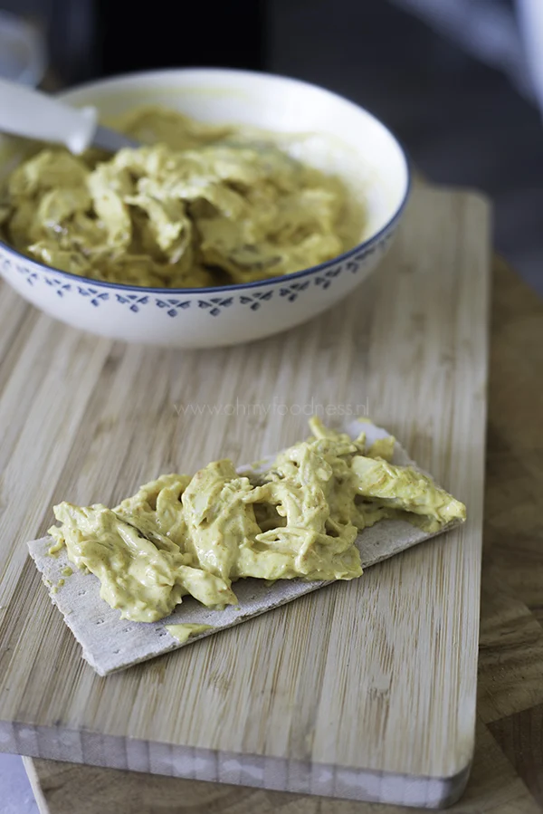 Video: Kipkerrie salade voor op brood 1 Kipkerrie Salade