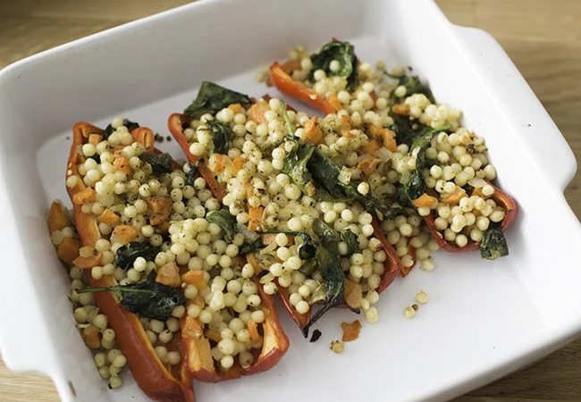 Met Parelcouscous gevulde puntpaprika's 26 Met Parelcouscous gevulde puntpaprika's