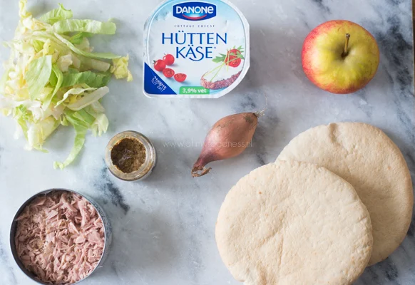 Lunchpita met Hüttenkäse-Tonijnsalade 1 huttenkase_tonijnsalade