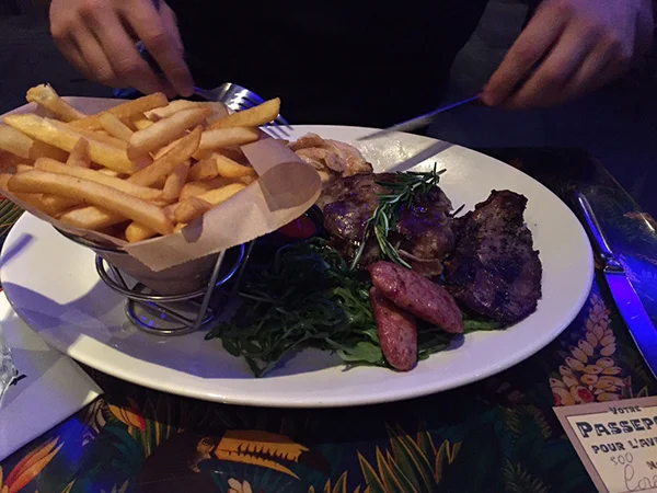 Foodie in Disneyland Parijs 9 Rainforest Café