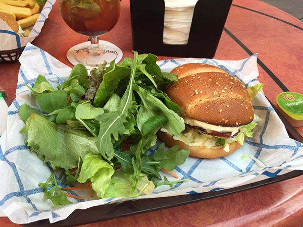 Foodie in Disneyland Parijs 7 Sports Café