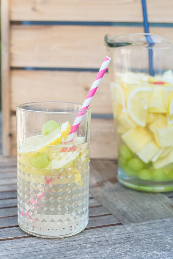 Witte Sangria 1 Witte Sangria