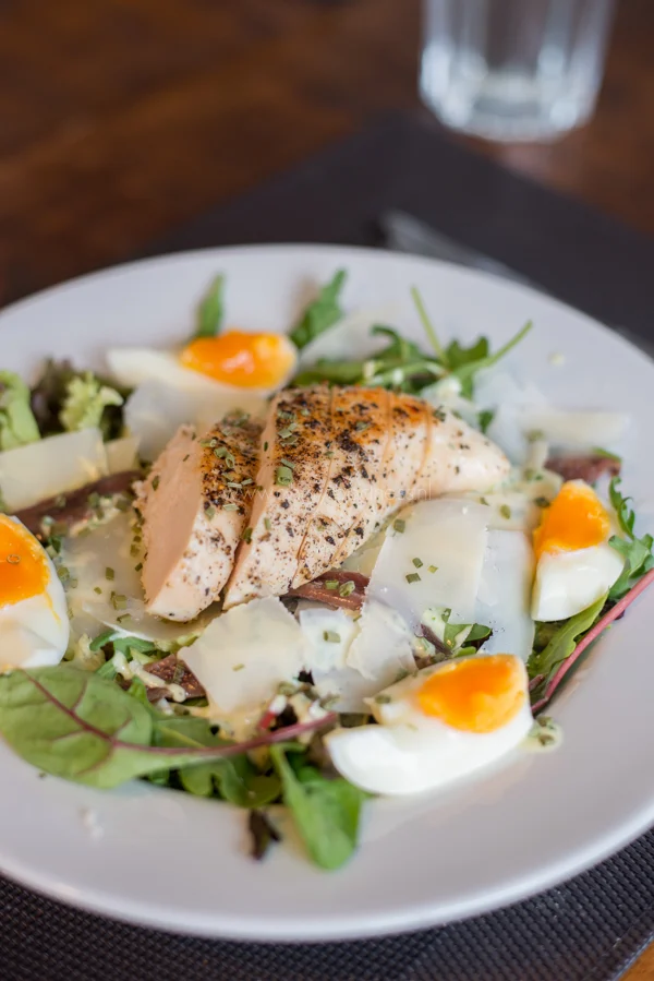 Caesar Salad met yoghurtdressing 1 Caesar salad met yoghurtdressing