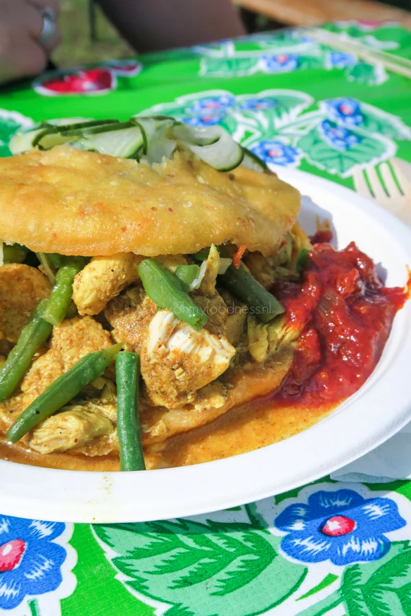 Foodie op Lepeltje Lepeltje 1 Bara met kip - Faya Lobi