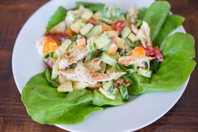 Frisse lunchsalade met kip en appel 14 Frisse lunchsalade met kip en appel