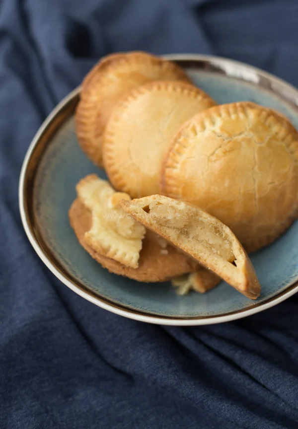 Video: Gevulde koeken 1 Gevulde koeken