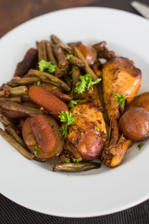 Honing-Knoflookkip met groenten 1 Honing-Knoflookkip met groenten