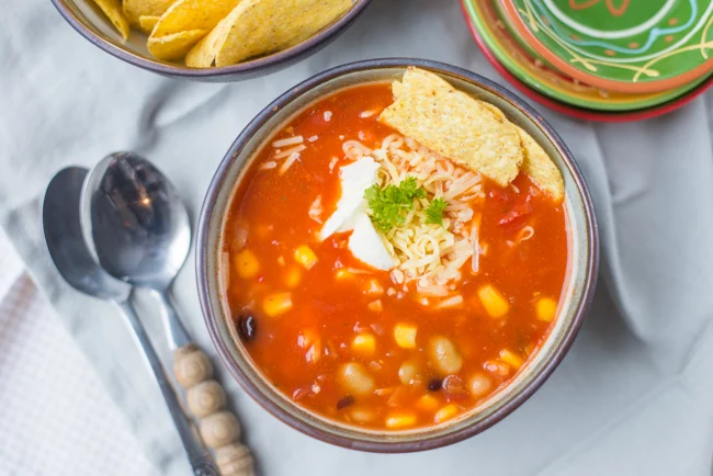 Mexicaanse Nacho-soep + ga je mee? 3 Mexicaanse Nacho-soep
