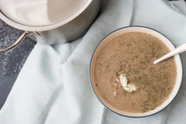 Gladde Champignonsoep met Hollandse garnaaltjes 20 champignonsoep met hollandse garnaaltjes