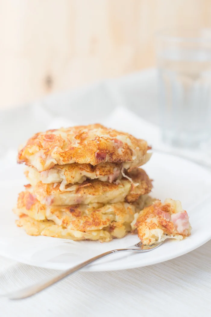 Zuurkoolkoekjes 1 Zuurkoolkoekjes
