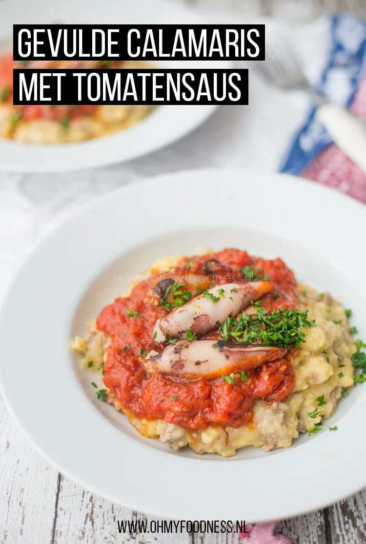 Gevulde calamaris met tomatensaus en polenta 2 Gevulde calamaris met tomatensaus