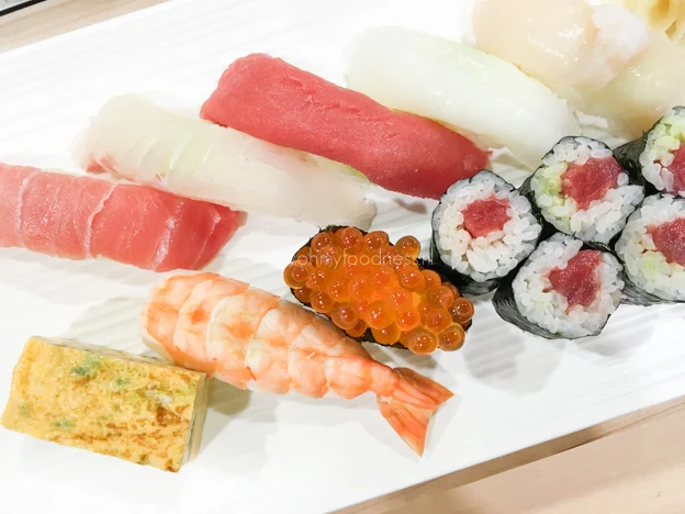 Foodie in Japan 18 sushi1