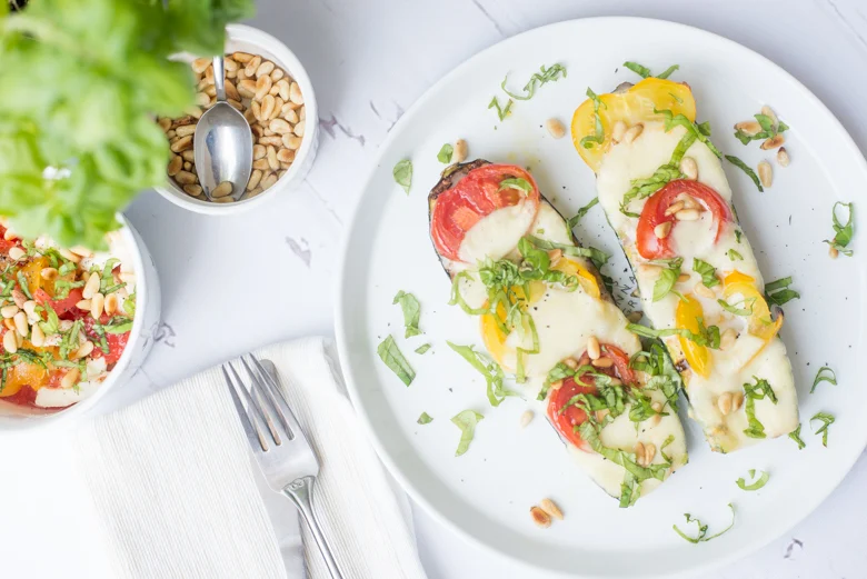 Gegrilde Caprese courgettes