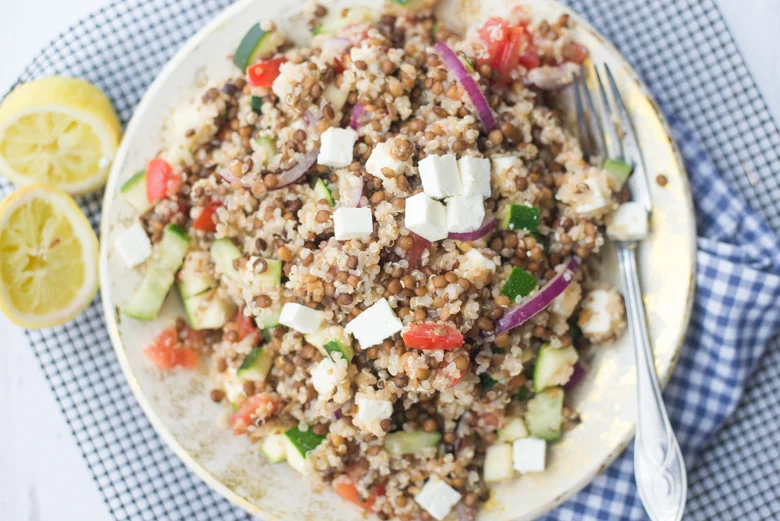 Griekse linzensalade met quinoa 33 Griekse linzensalade met quinoa