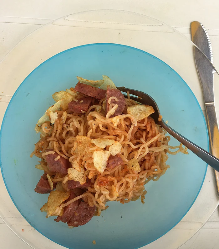 OMF's Eetoverzicht week 25 + Foodie op de camping! 3 maandag_lunch
