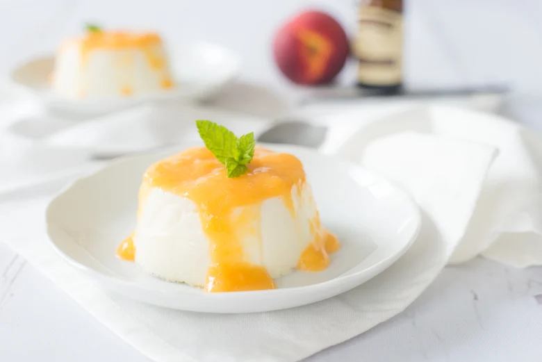 Video: Panna Cotta met nectarine 21 Panna Cotta met nectarine