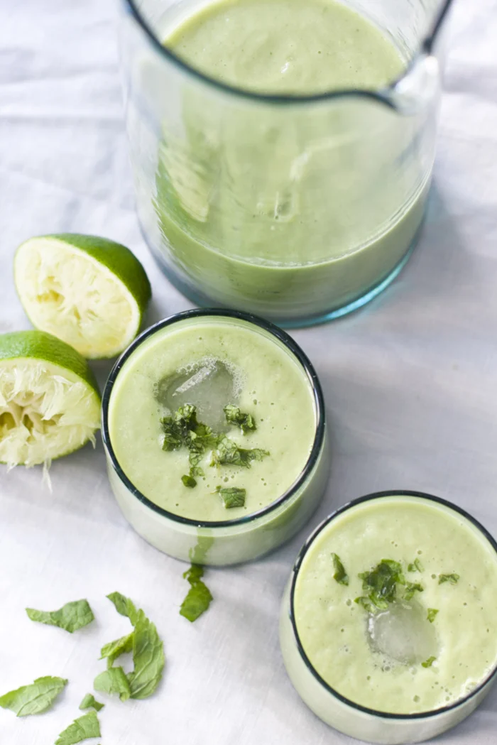 Groene smoothie met avocado 1 OMF_Vivian_GroeneSmoothie