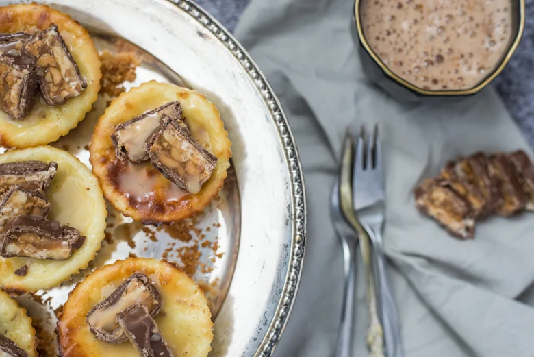 Mijn koffie journey + Mini Snickers Cheesecake voor erbij! 37 Mini Snickers Cheesecakes
