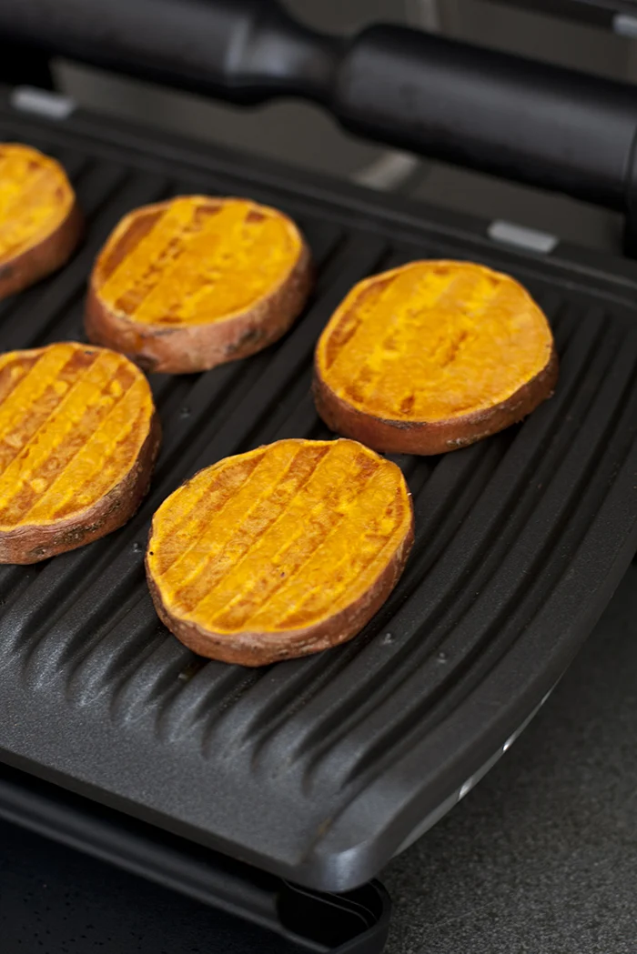 Zoete aardappel Toast van de Grill 1 OMF_Vivian_ZoeteAardappelGrillFONQ