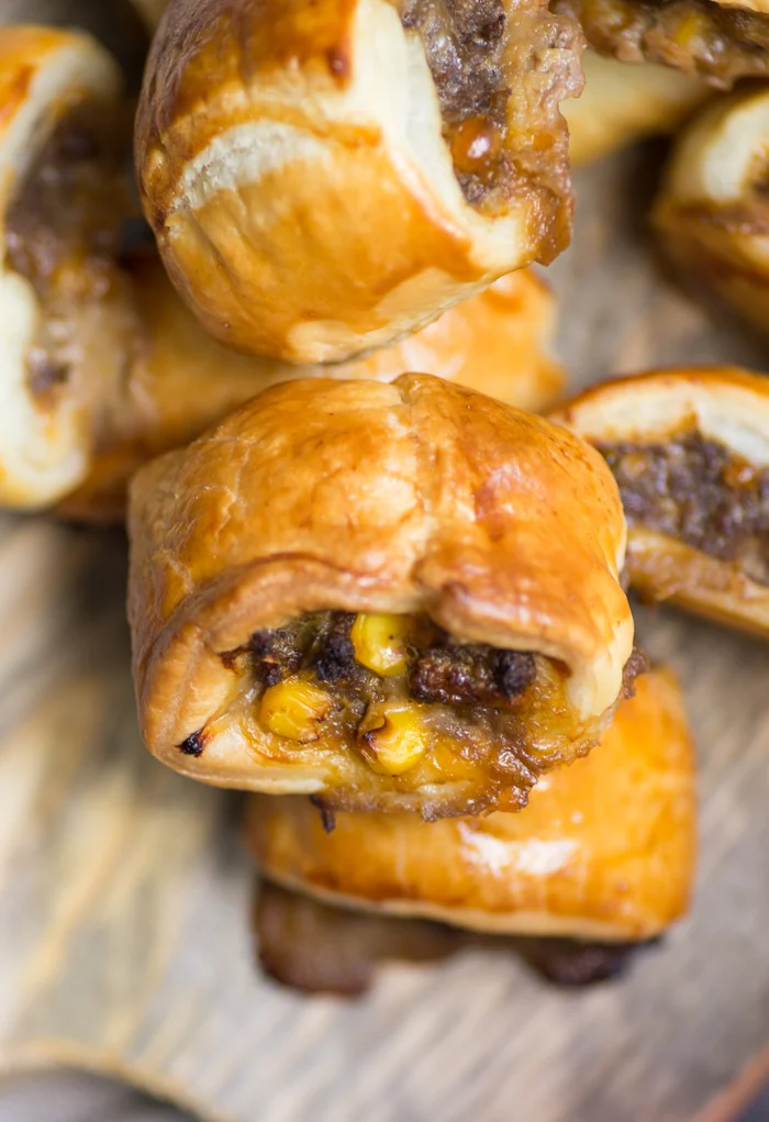 Video: Mini Mexicaanse Saucijzenbroodjes 2 Mini Mexicaanse Saucijzenbroodjes