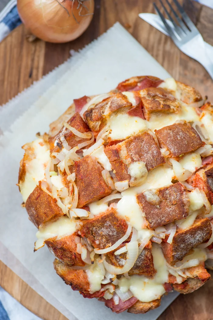 Video: Pizza Borrelbrood 1 Pizza Borrelbrood