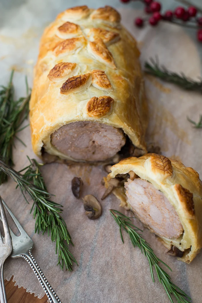 15x hoofdgerechten voor Kerst 9 Rollade en croute met paddenstoelen