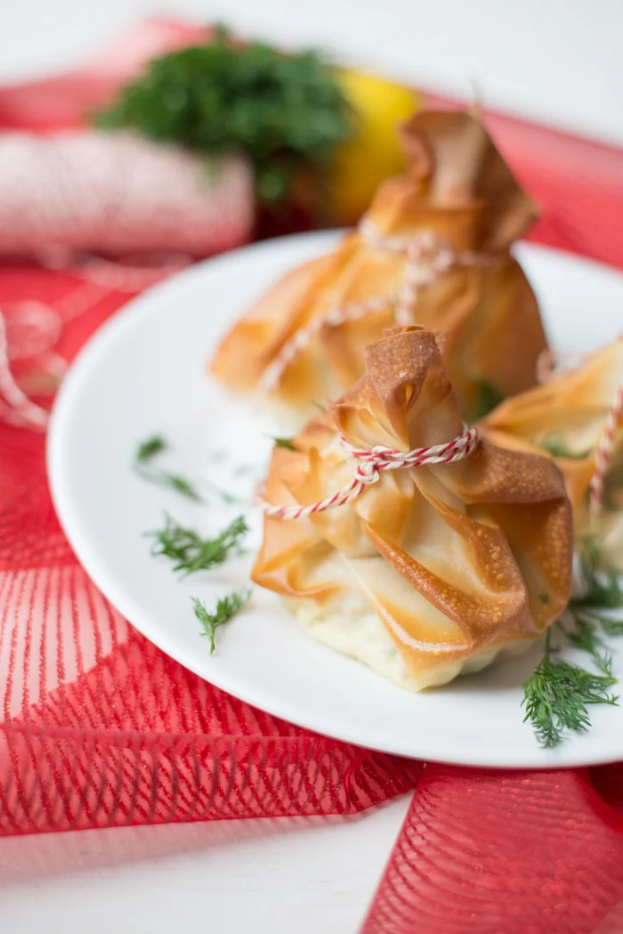 Zalmbuideltjes met dillecrème uit de oven 1 Zalmbuideltjes met dillecrème