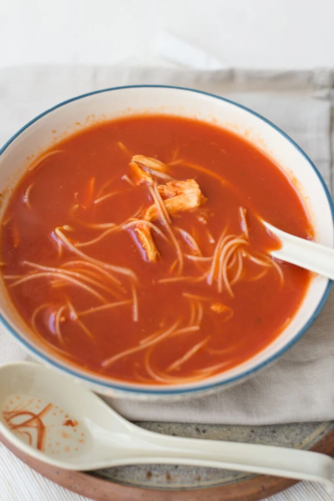 Zoete Chinese tomatensoep met appelmoes 8 Chinese tomatensoep zoals bij de chinees