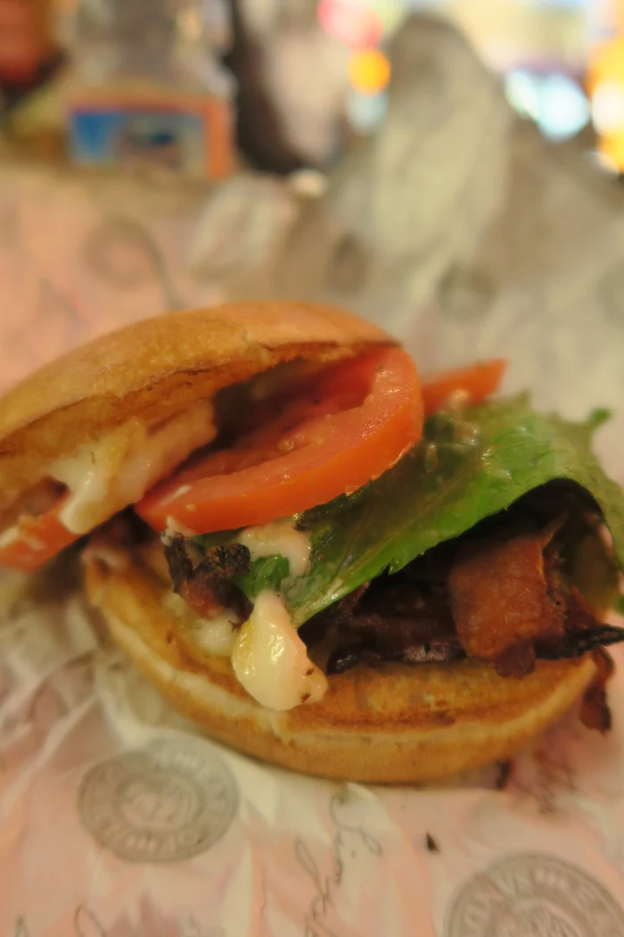 CITY GUIDE | LAS VEGAS - TO EAT 1 Earl of a sandwich