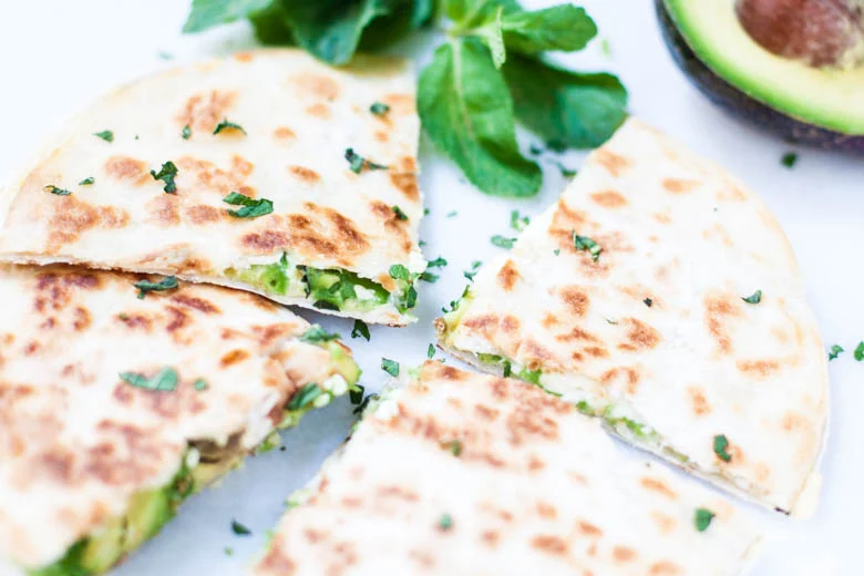 Quesadilla's met humus, avocado en munt 39 IMG 0472