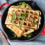 Baconwafels met maple syrup