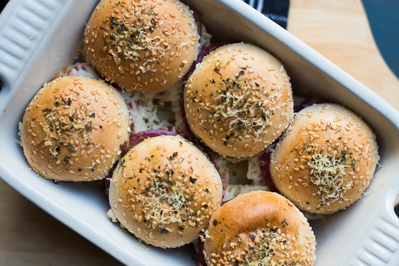 Pizzasliders uit de oven 24 Pizzasliders